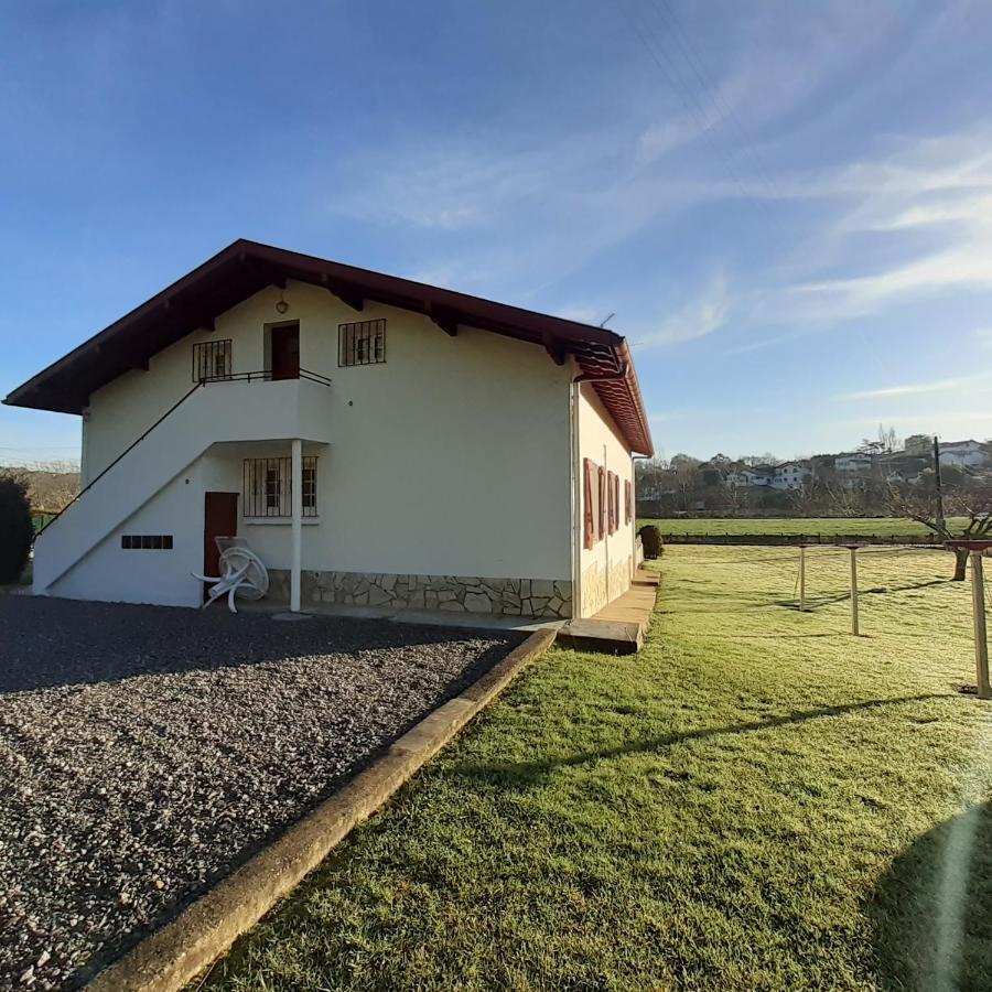 Apartamento UR ONDOAN - Saint Pée sur Nivelle Exterior foto